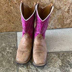 Ladies cowboy boot pink and tan